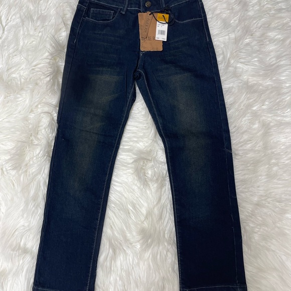 Jeans - Picture 2 of 4